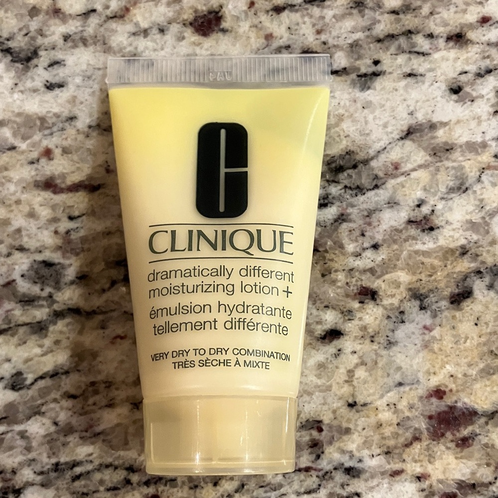 Clinique x Jonathan Cohen Collab Bag + 6 pcs Clinique Skincare Lipstick Set Gift - Picture 4 of 10